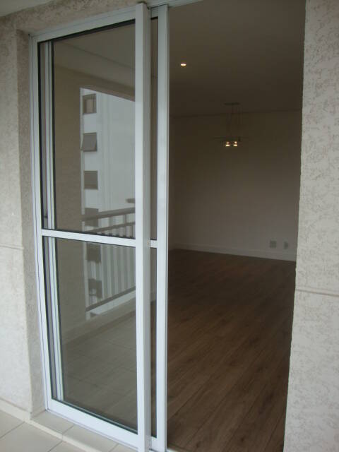 Apartamento à venda com 3 quartos, 75m² - Foto 3