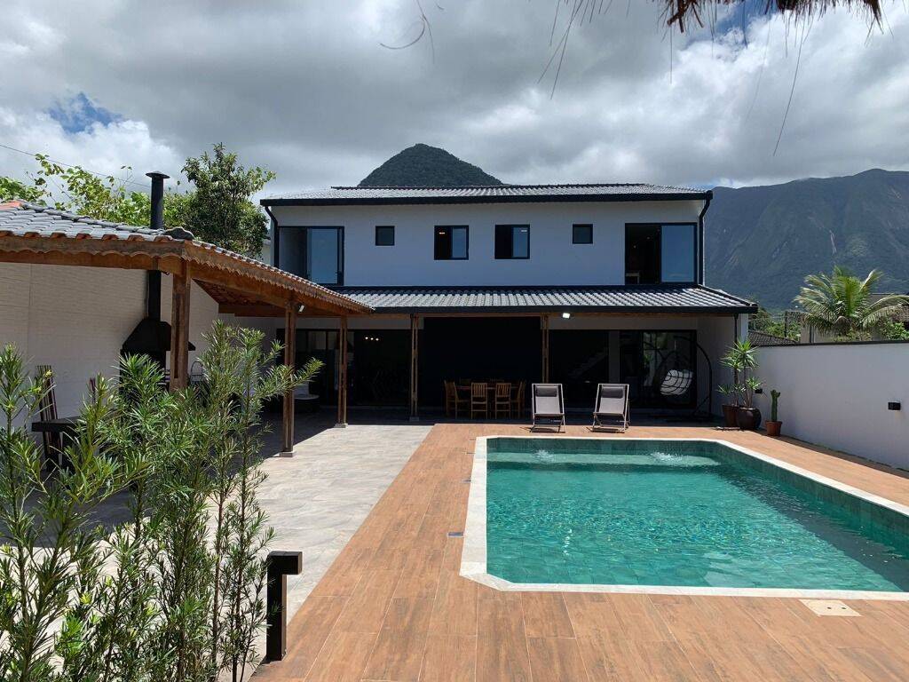 #647 - Sobrado para Venda em Bertioga - SP