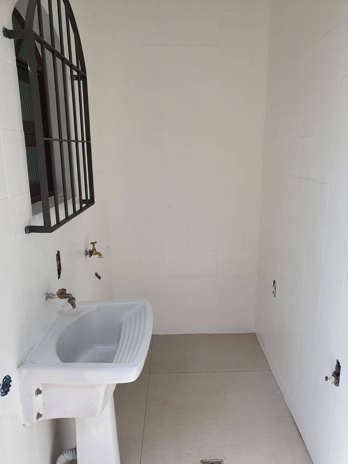 Casa para alugar com 3 quartos, 150m² - Foto 14
