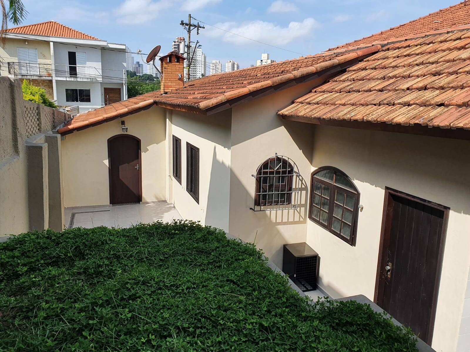 Casa para alugar com 3 quartos, 150m² - Foto 17