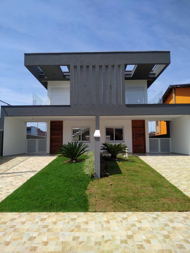 Casa à venda com 3 quartos, 195m² - Foto 1