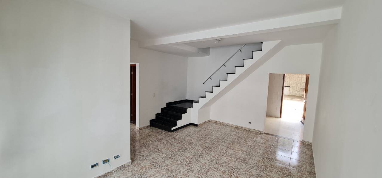 Casa, 2 quartos, 180 m² - Foto 4