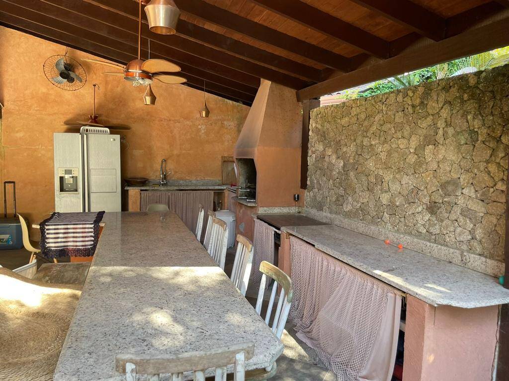 Casa, 4 quartos, 295 m² - Foto 2