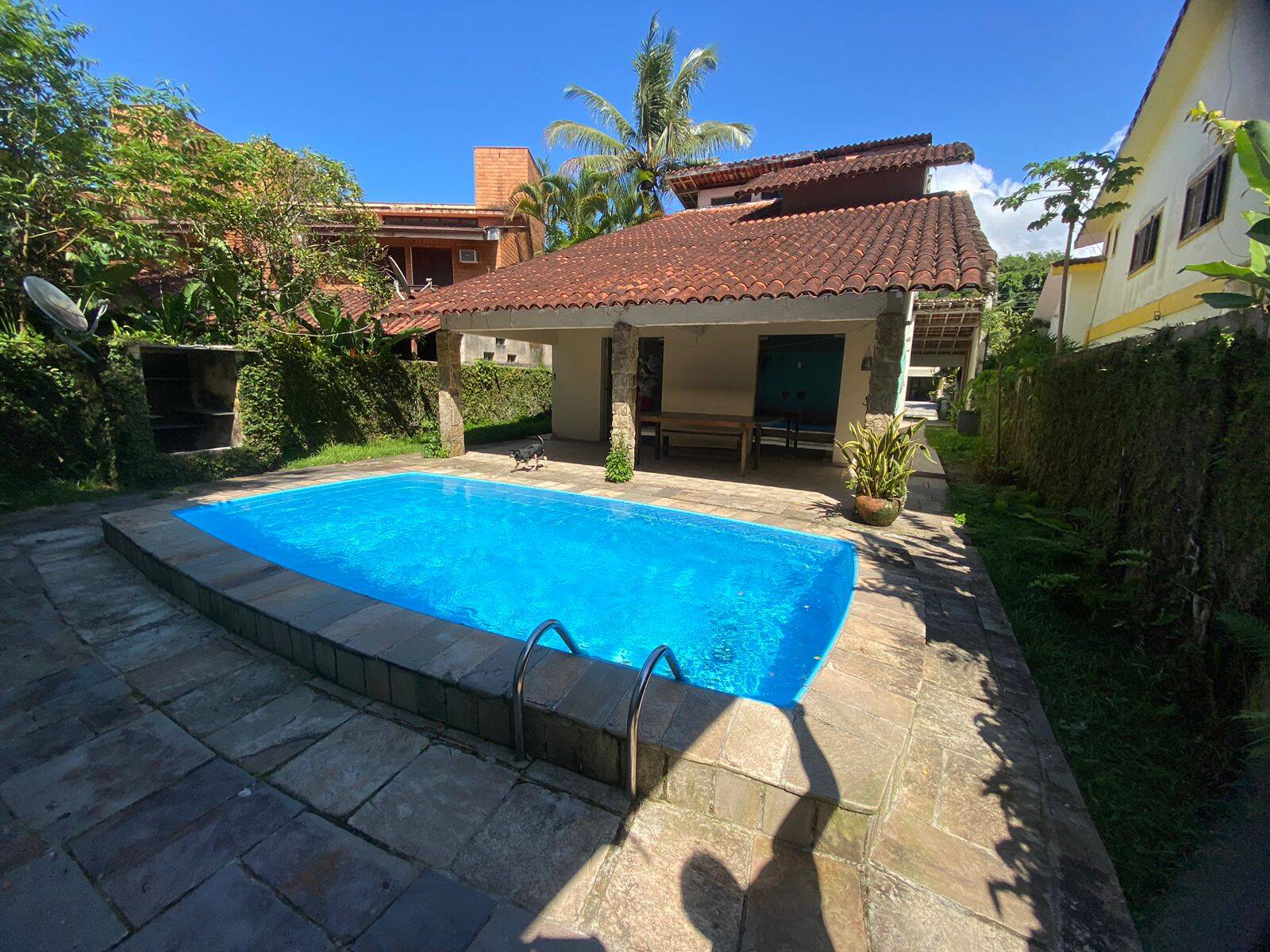 Casa, 2 quartos, 285 m² - Foto 1