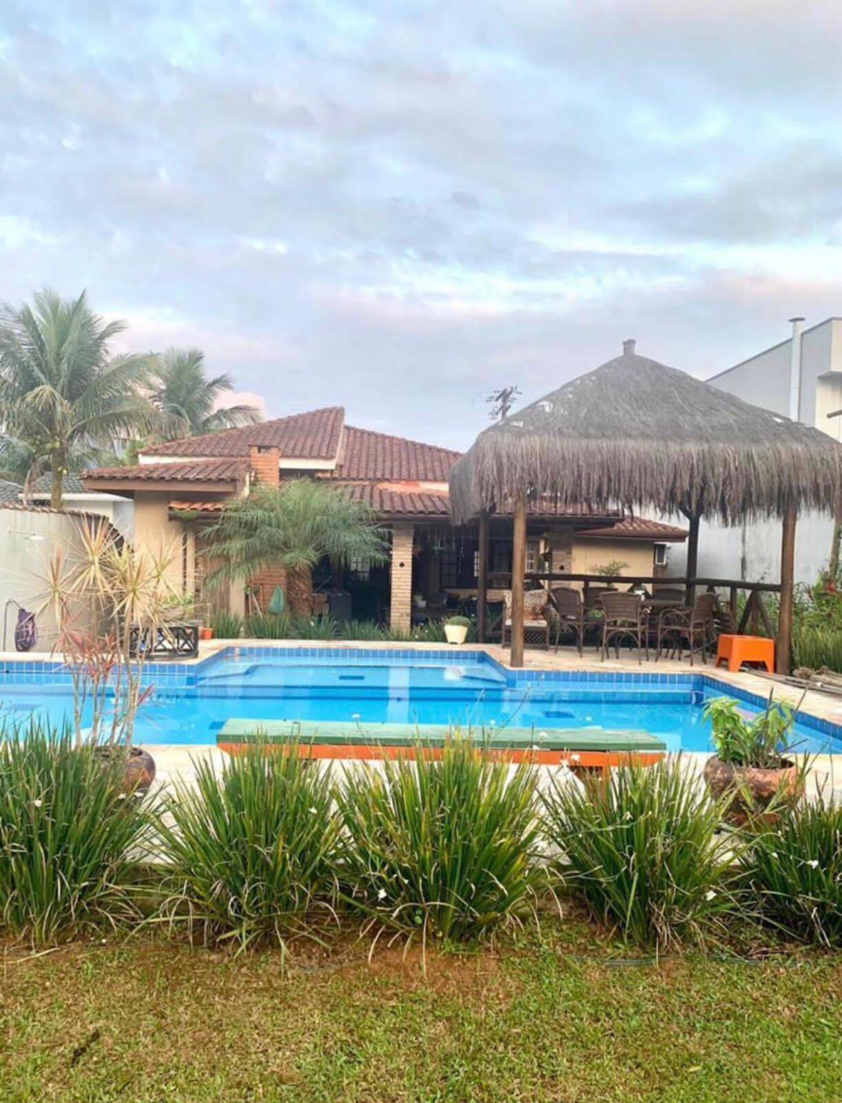 #1238 - Casa para Venda em Bertioga - SP