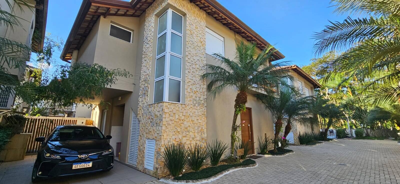 #1283 - Casa para Venda em São Sebastião - SP