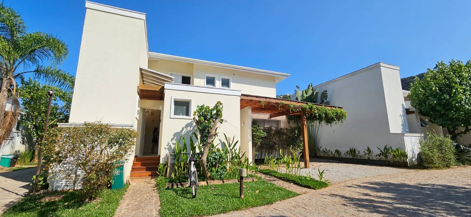 #1292 - Casa para Venda em São Sebastião - SP