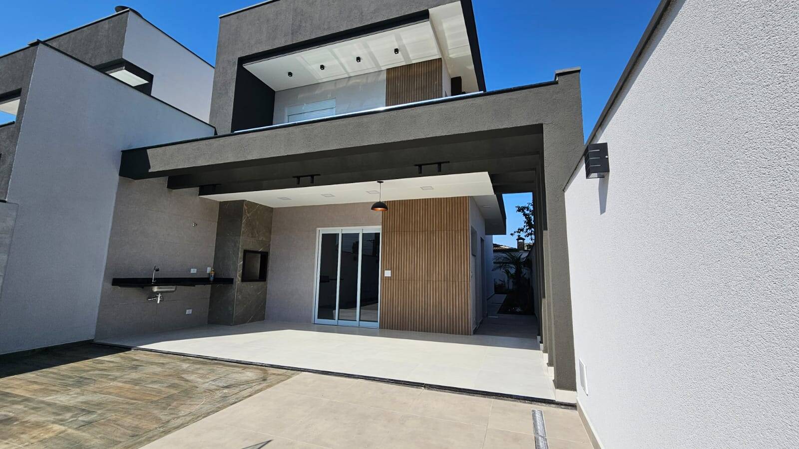 #1355 - Casa para Venda em Bertioga - SP