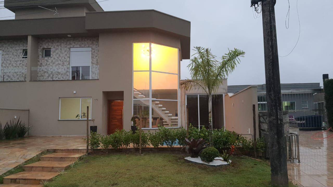 #1448 - Casa para Venda em Bertioga - SP