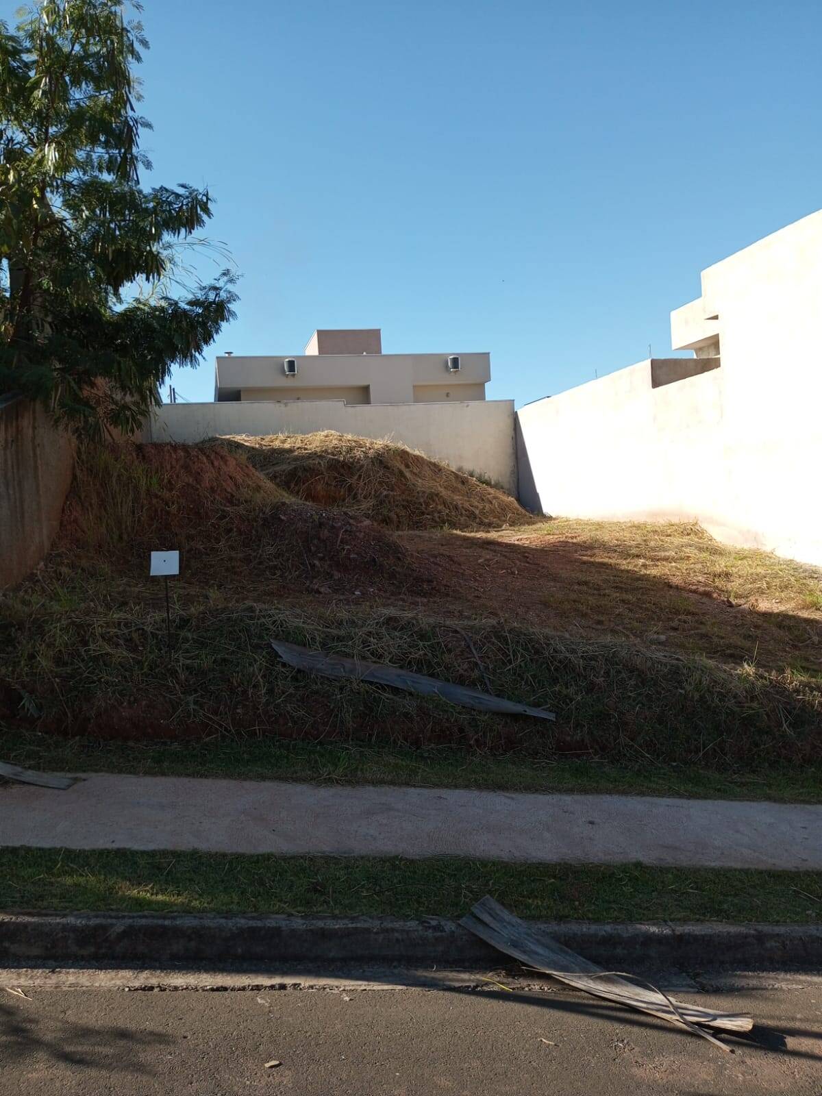 #1552 - Área para Venda em Valinhos - SP