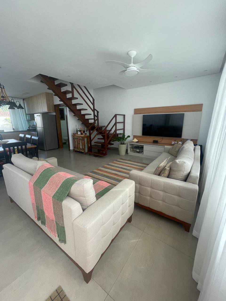 #1565 - Casa para Venda em São Sebastião - SP