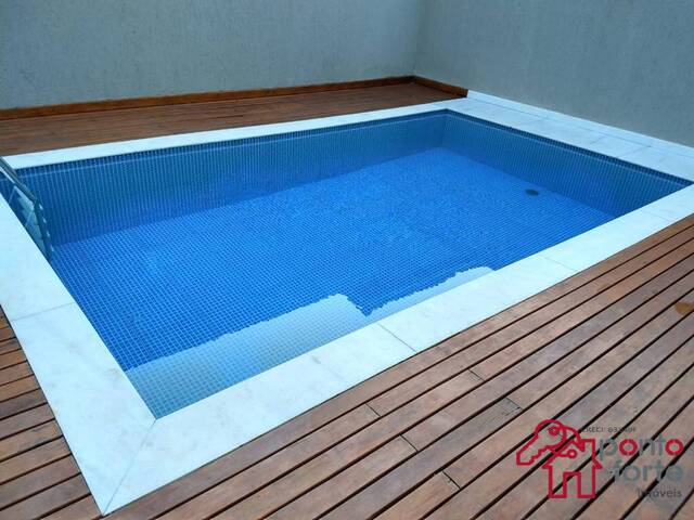 #611 - Casa para Venda em São Sebastião - SP