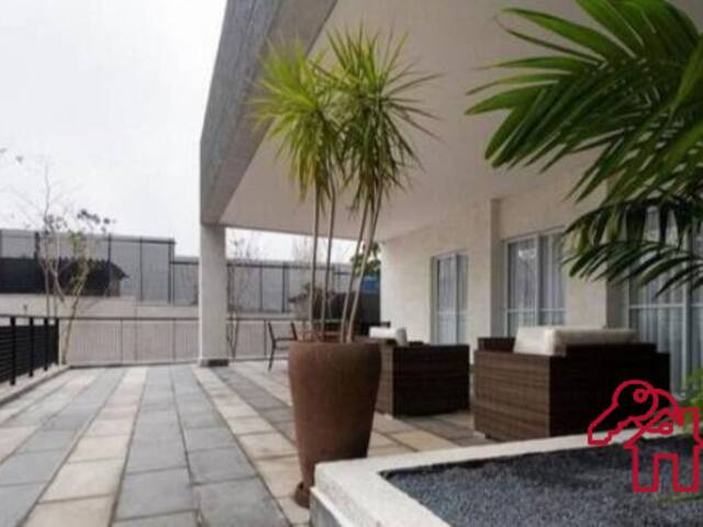 #813 - Apartamento para Venda em São Paulo - SP