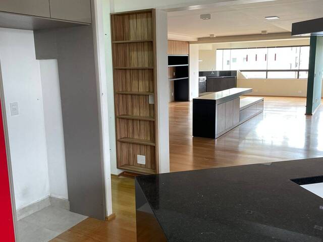#889 - Apartamento para Venda em São Paulo - SP