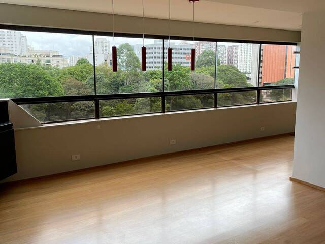 #889 - Apartamento para Venda em São Paulo - SP