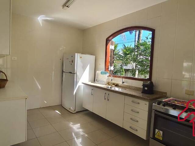 Casa para Venda em Guarujá - 4