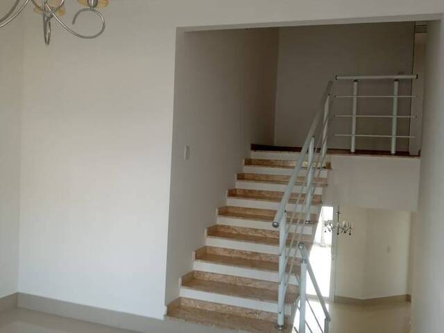 Casa para Venda em Valinhos - 4