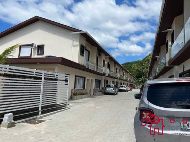 #652 - Casa para Venda em São Sebastião - SP