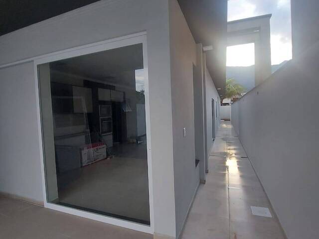 #808 - Casa para Venda em Bertioga - SP