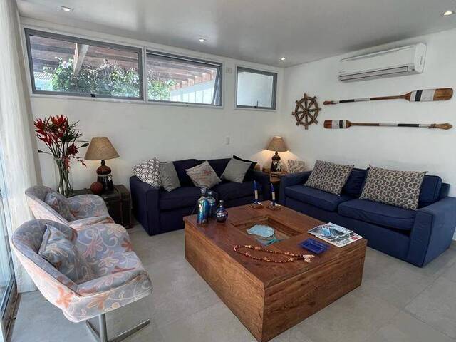 #1151 - Apartamento para Venda em São Sebastião - SP