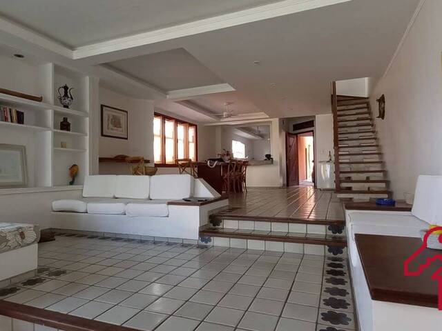 Casa de Praia para Venda em São Sebastião - 4