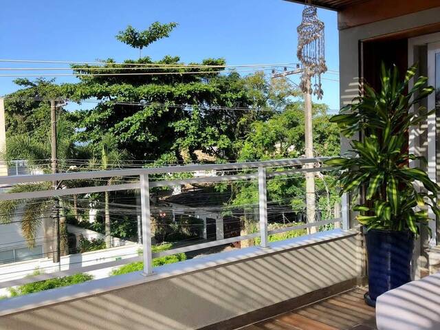 #1164 - Casa para Venda em São Sebastião - SP