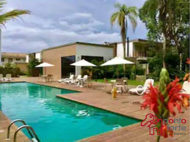 #1205 - Casa para Venda em São Sebastião - SP