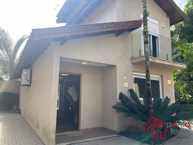 #1243 - Casa para Venda em São Sebastião - SP