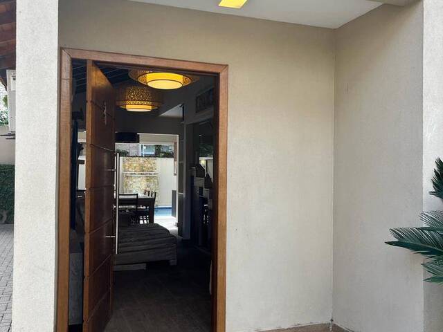 #1243 - Casa para Venda em São Sebastião - SP