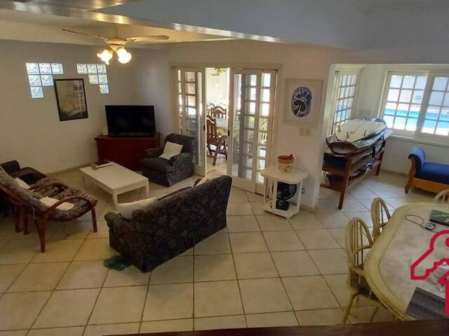 #1247 - Casa para Venda em São Sebastião - SP