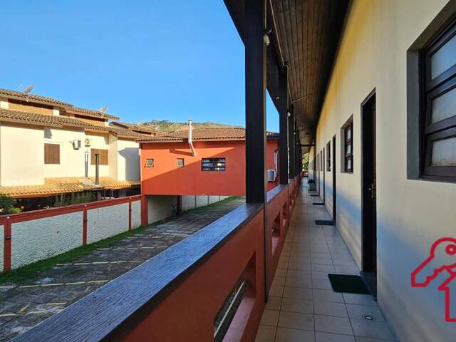 #1281 - Casa para Venda em São Sebastião - SP