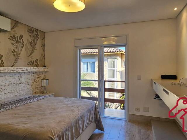 #1283 - Casa para Venda em São Sebastião - SP