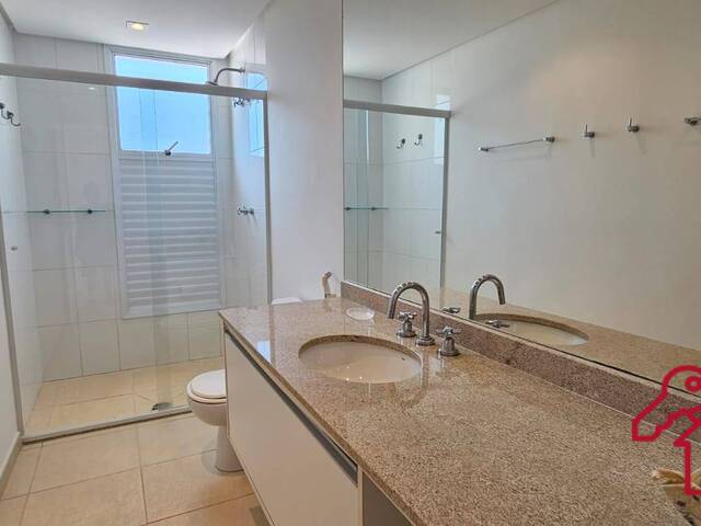 #1292 - Casa para Venda em São Sebastião - SP