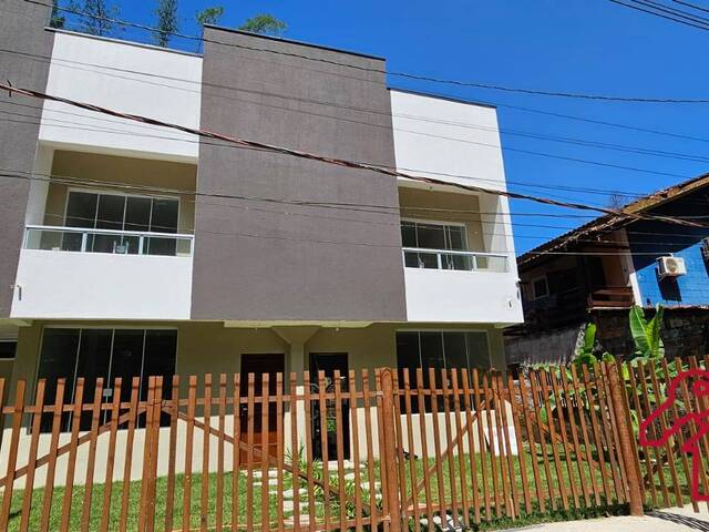 #1310 - Casa para Venda em São Sebastião - SP - 1