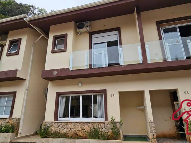 #1320 - Casa para Venda em São Sebastião - SP