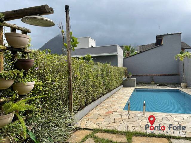 #1350 - Casa para Venda em Bertioga - SP
