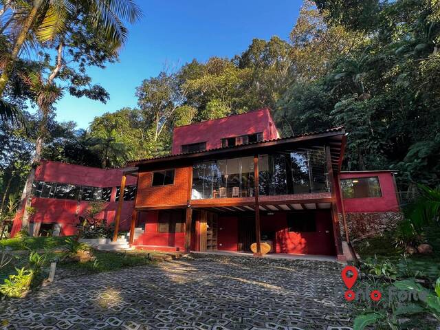 #1421 - Casa para Venda em São Sebastião - SP