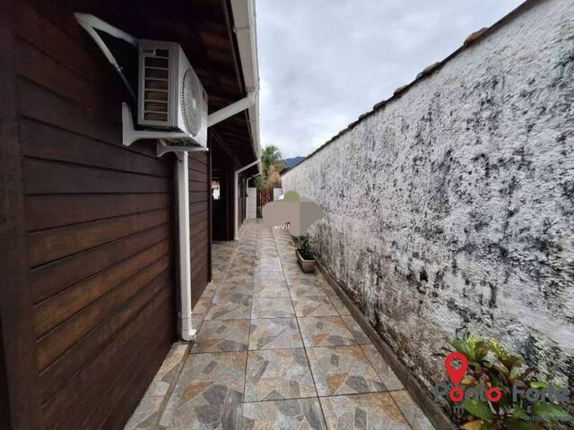Casa para Venda em Bertioga - 5