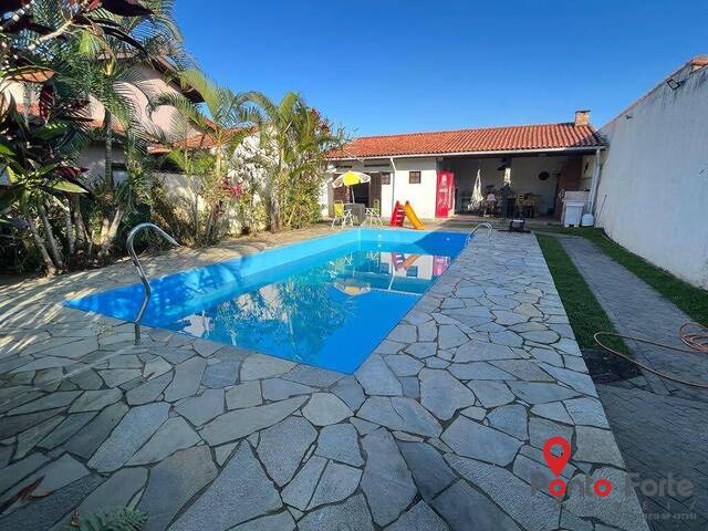 #1615 - Casa para Venda em Bertioga - SP - 2